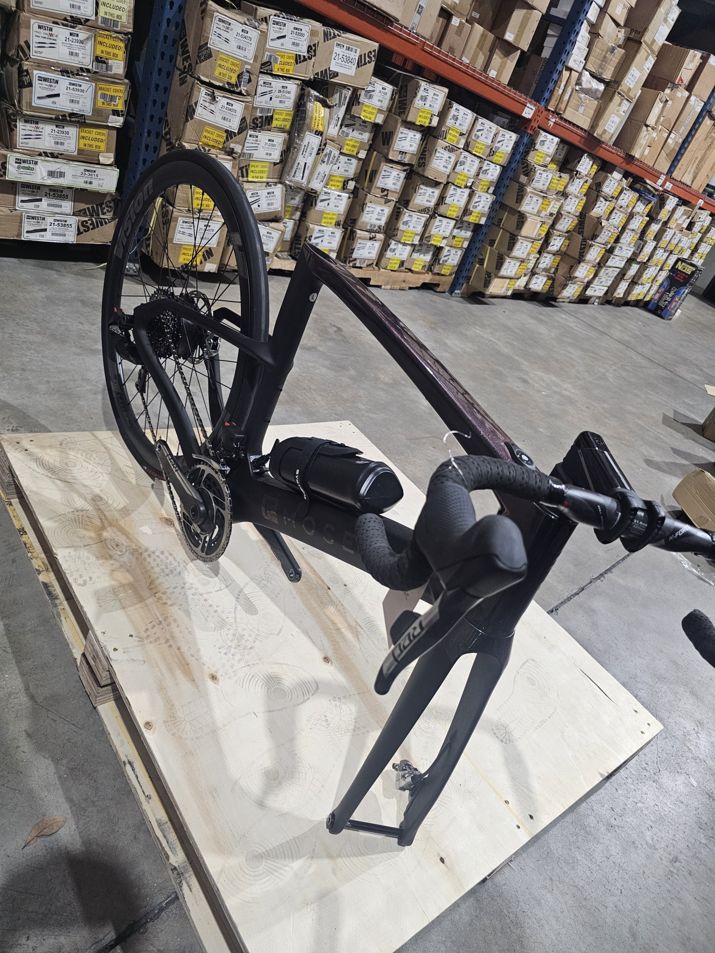 F-Moser Road Rival MY2023 (Open Box No accessories )
