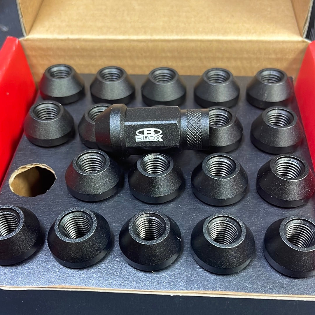 BLOX Racing Street Series Forged Lug Nuts - Flat Black 12 x 1.5mm - Set of 20